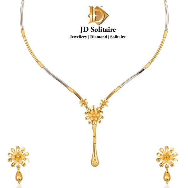 Modern Gold Necklace Design